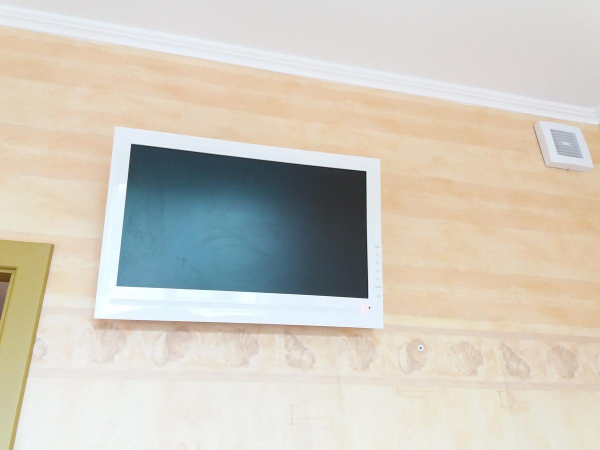 Hotel Erfolg Daugavpils Bagian luar foto
